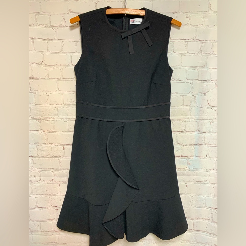 Red Valentino Elegant Black Bow Sleeveless Dress Size 38 XS - Picture 1 of 5
